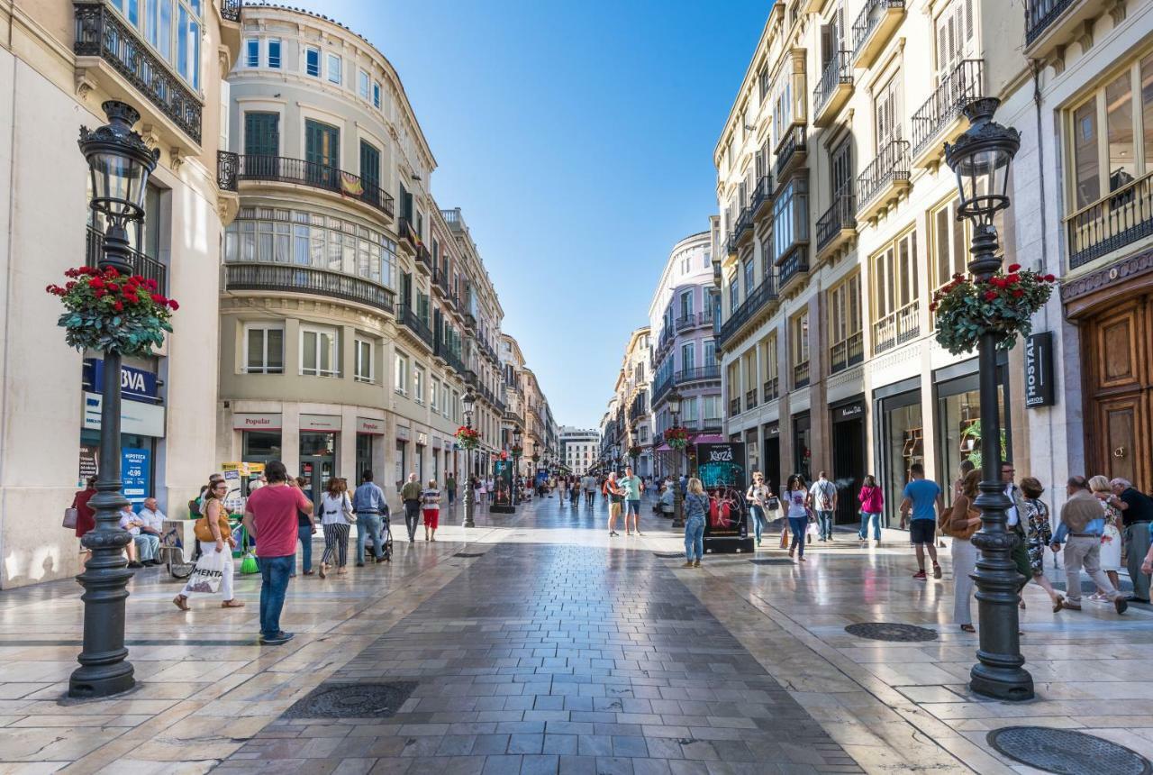 Malaga Centre Apartment With Parking Luaran gambar